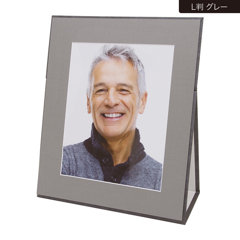 CABC 84cm x 59cmの厚さ1mmくらいの厚紙をお飾りいただく額 商品詳細ページ